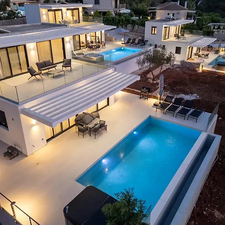 Ventum Villas Tsoukaladhes Exterior photo